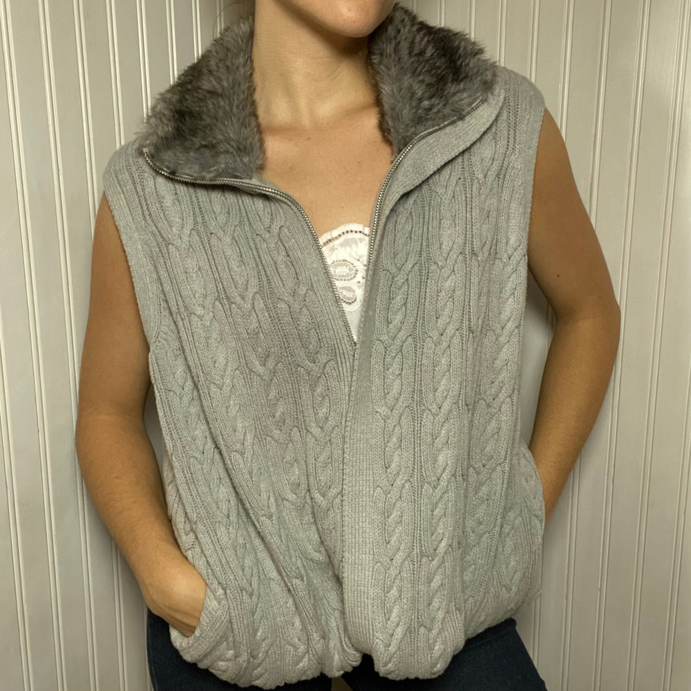Y2K Cableknit Fur Collar Full Zip Liz Claiborne Grey Sweater Vest Layering Piece